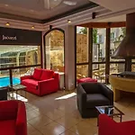 Hotel Au Grand De - Pavillon De Selves