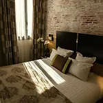 Hotel Au Grand De - Pavillon De Selves