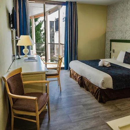 فندق Au Grand De - Pavillon De Selves 4*