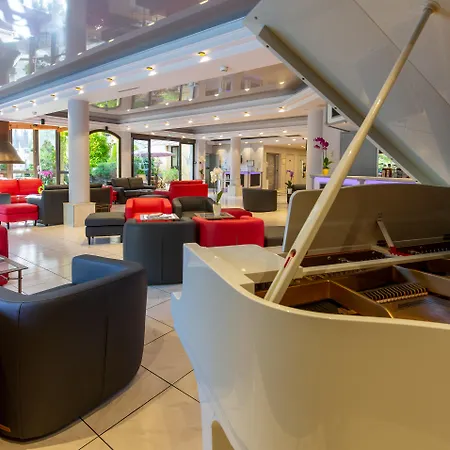 Au Grand De - Pavillon De Selves 4*