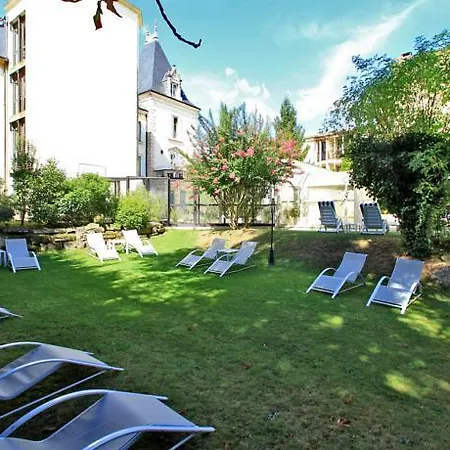 Au Grand De - Pavillon De Selves