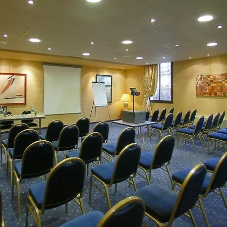 Au Grand De Hotel