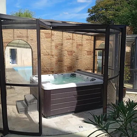Au Grand De - Pavillon De Selves 4* سارلا لا كانيدا