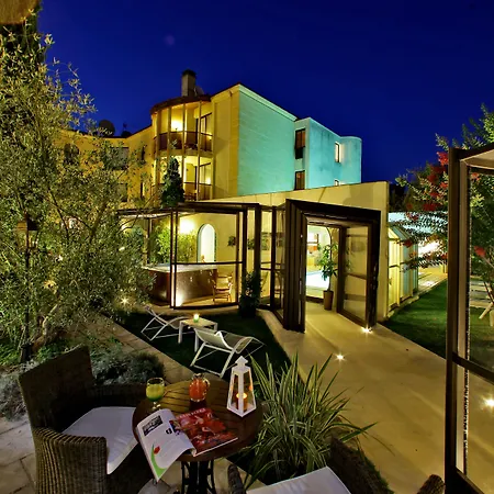 Au Grand De - Pavillon De Selves 4* 사흘라 라 카네다