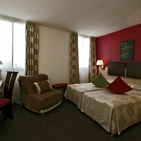Au Grand De - Pavillon De Selves 4* 사흘라 라 카네다