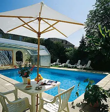 Au Grand De 4*