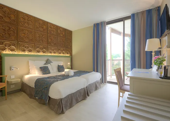 Hotel Au Grand De - Pavillon De Selves