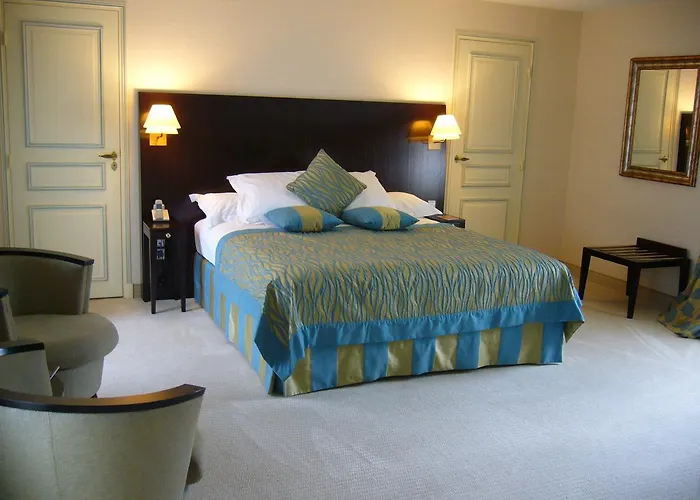 Au Grand De - Pavillon De Selves Hotel