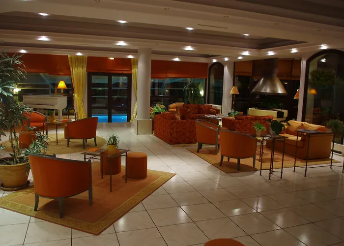 Au Grand De - Pavillon De Selves Hotel