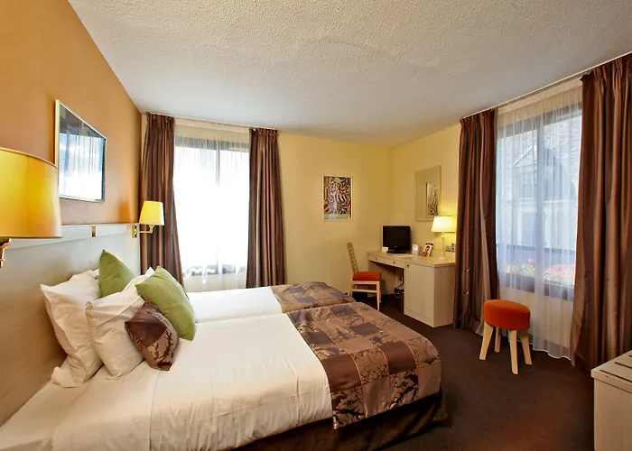 Au Grand De - Pavillon De Selves Hotel