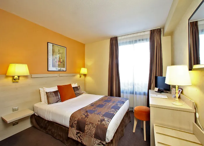 Au Grand De - Pavillon De Selves 4*