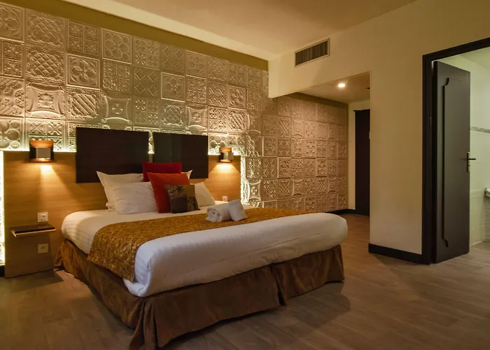 Au Grand De - Pavillon De Selves Sarlat